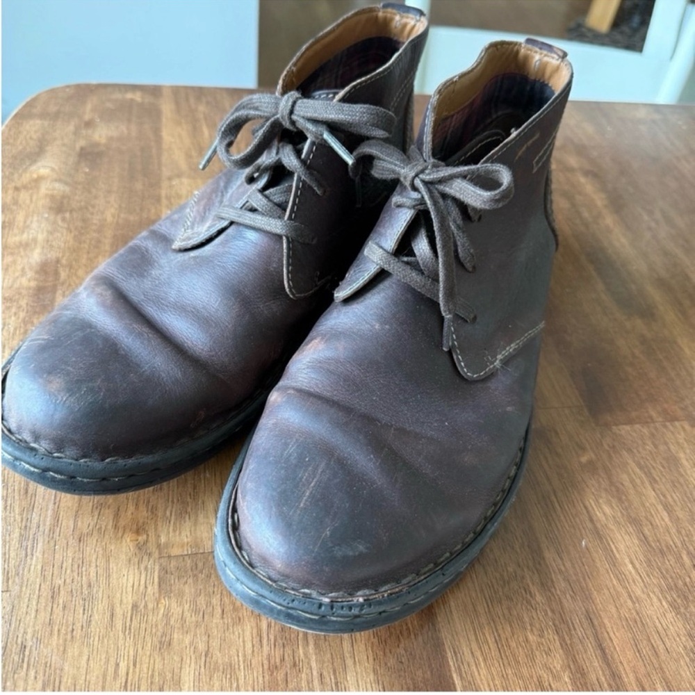 Clarks Collection Brown Leather Chukka Ankle Boots Size 10 Rustic Plaid Lined